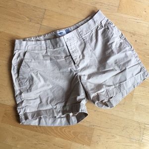 Khaki shorts 5”